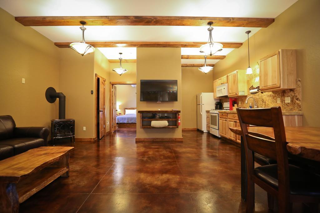 Baycrest Lodge Хомер Экстерьер фото