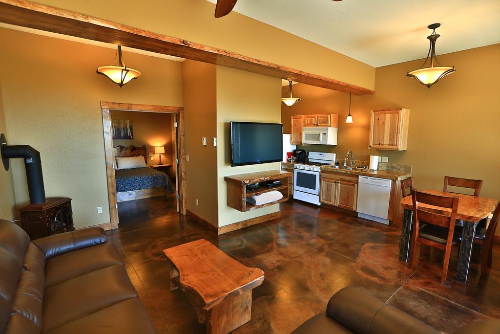 Baycrest Lodge Хомер Экстерьер фото