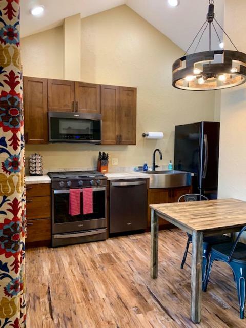 Baycrest Lodge Хомер Экстерьер фото