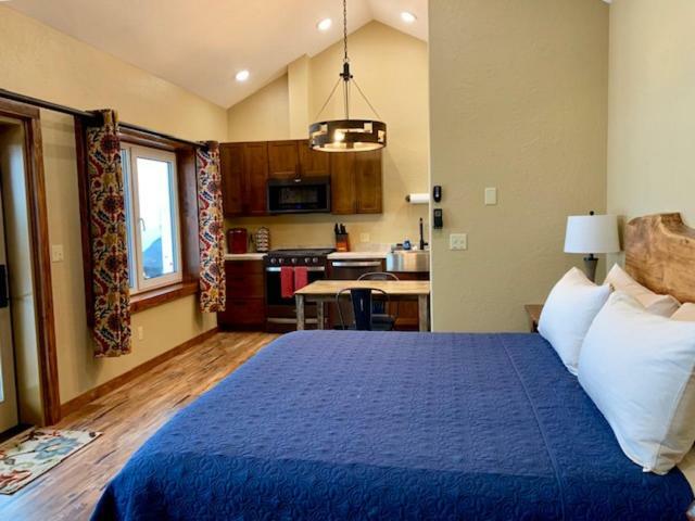 Baycrest Lodge Хомер Экстерьер фото